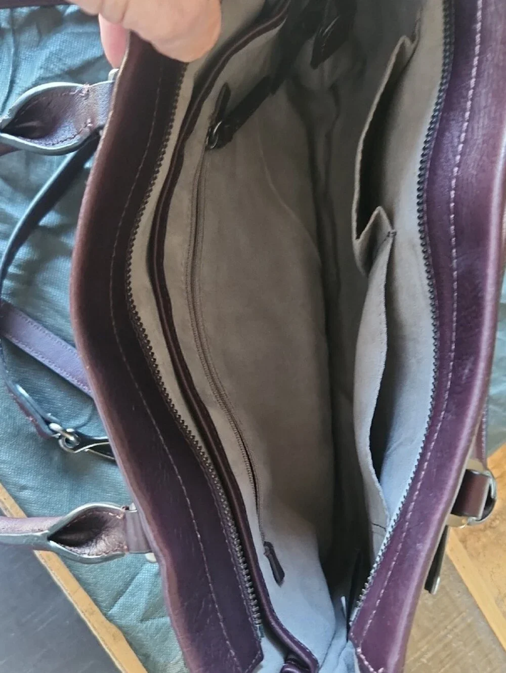 Vince Camuto Leather Purse Bag in Deep Plum